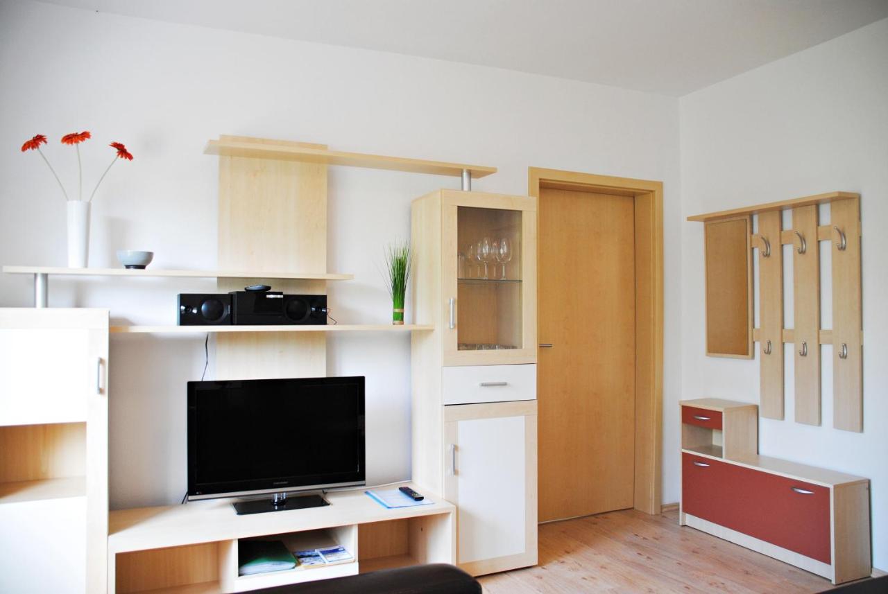 Appartementanlage-Ferienwohnungen Weisse Moewe Засниц Экстерьер фото