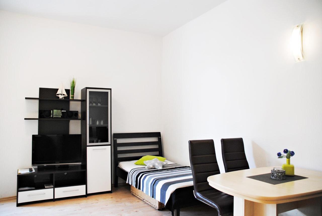 Appartementanlage-Ferienwohnungen Weisse Moewe Засниц Экстерьер фото