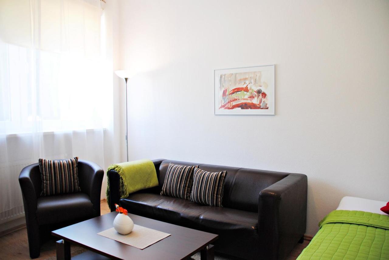 Appartementanlage-Ferienwohnungen Weisse Moewe Засниц Экстерьер фото